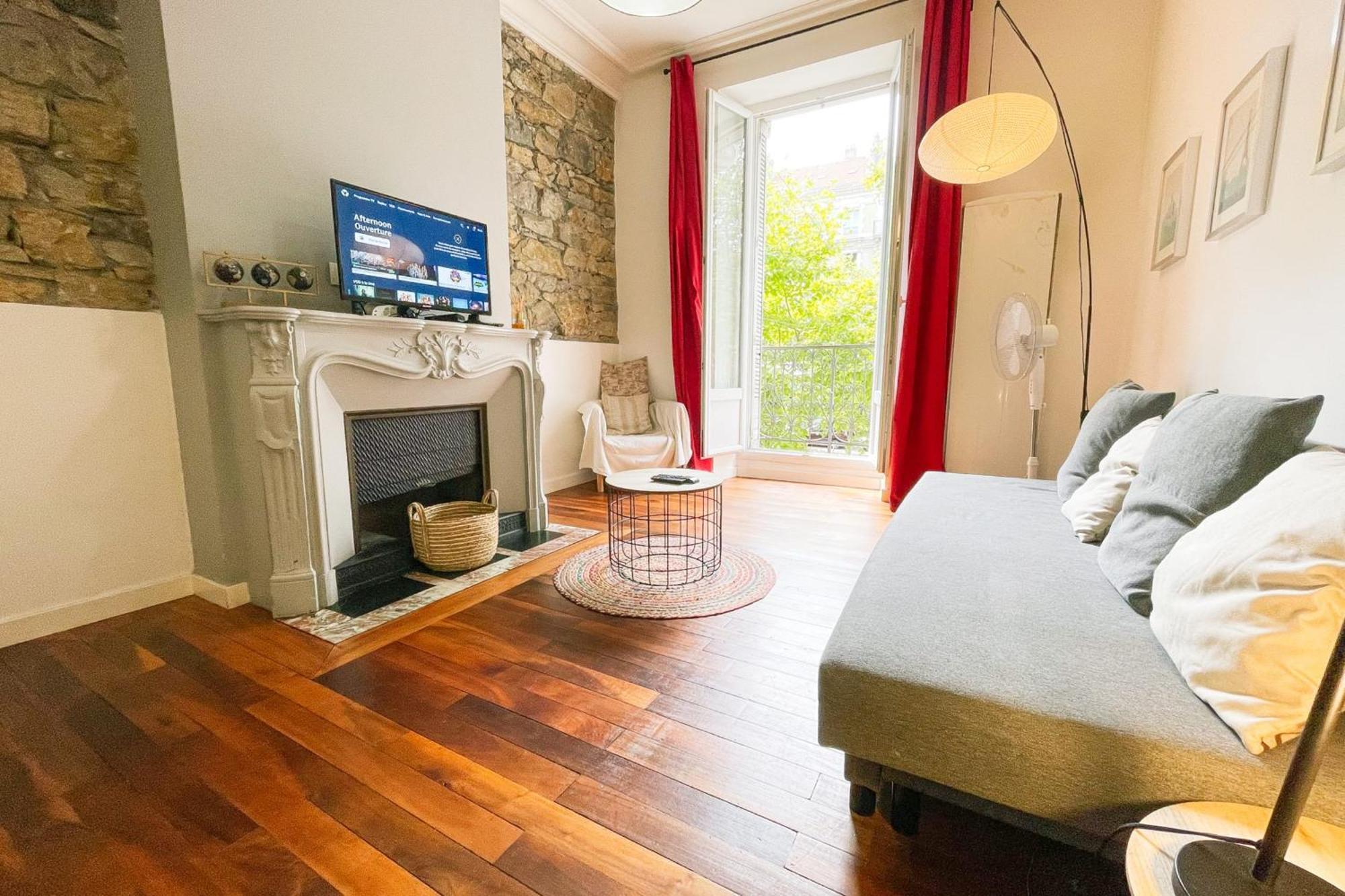 Appartement #G3 The Authentic T2 Downtown Balcony Tramway à Grenoble Extérieur photo